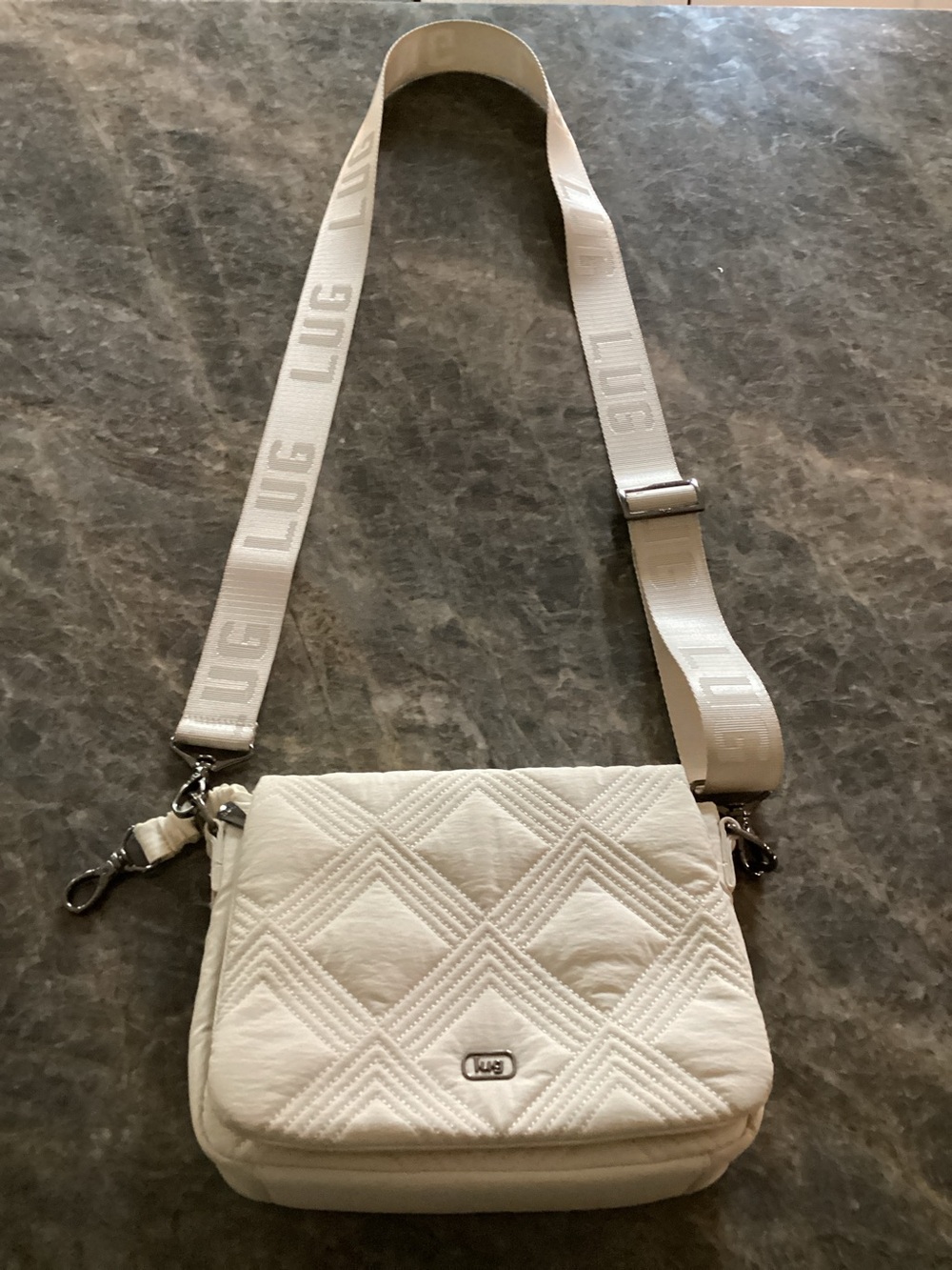 Lug Wink Cloudgo Crossbody